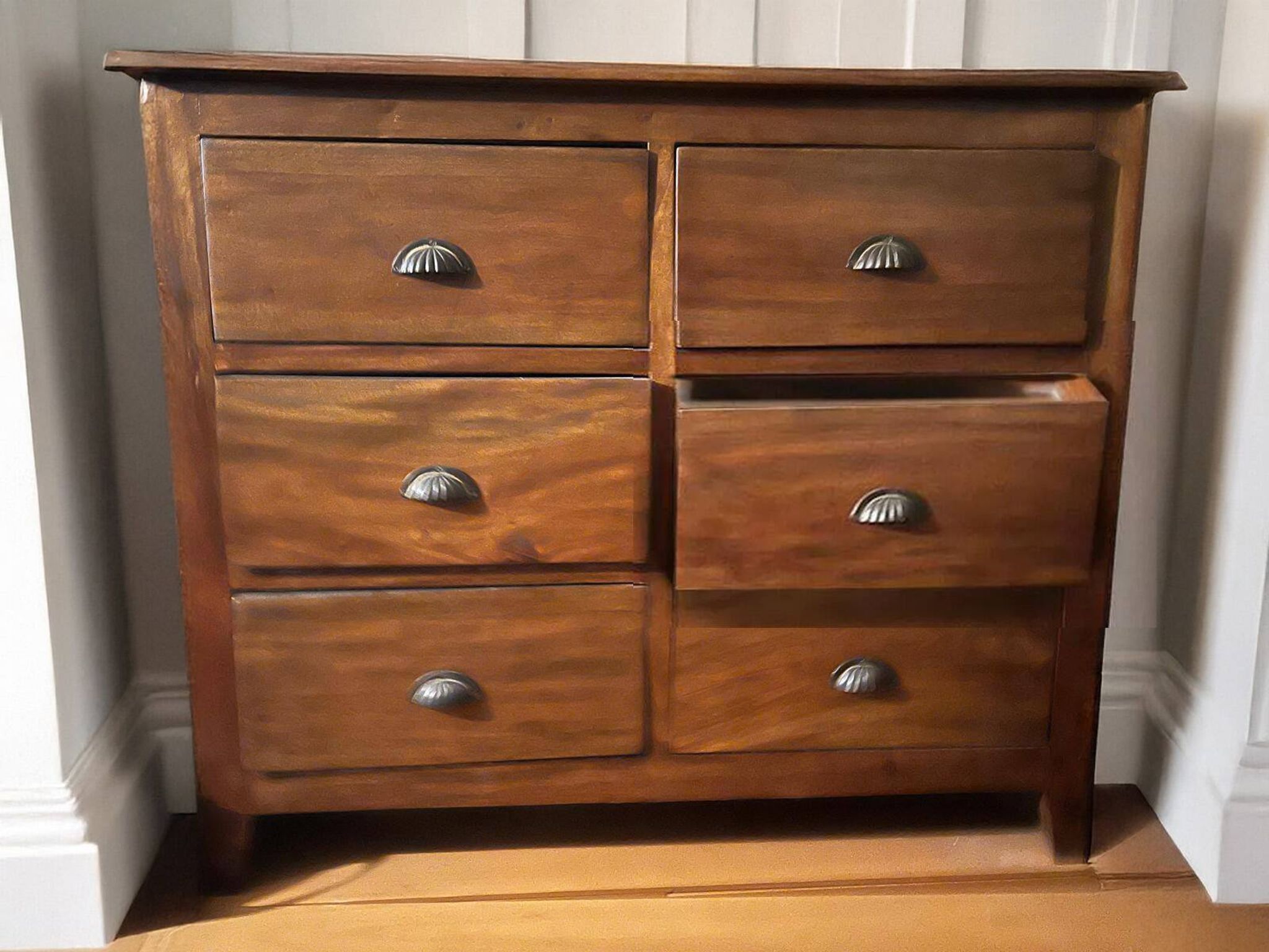 Commode 6 tiroirs en bois exotique