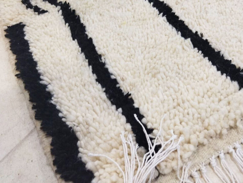 277x150cm Moroccan Berbere Carpet