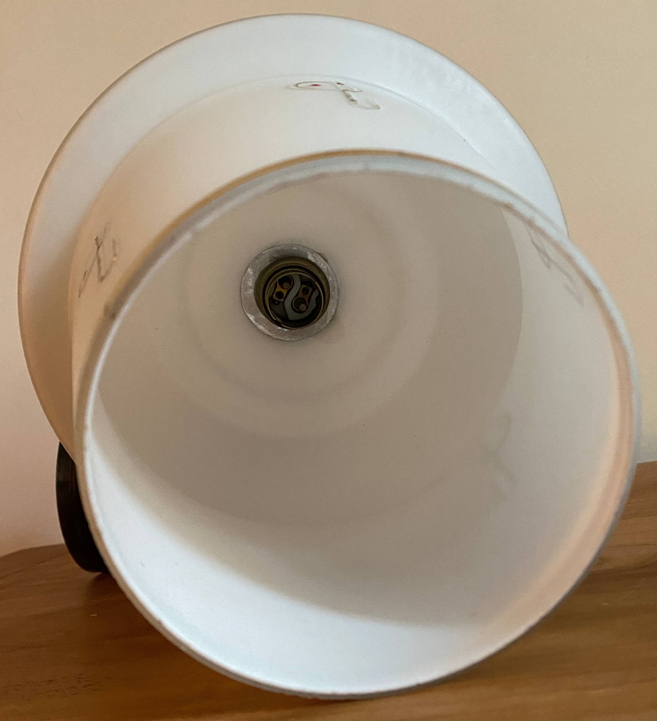 Scandinavian pendant lamp