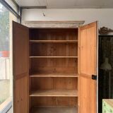 Armoire patinée