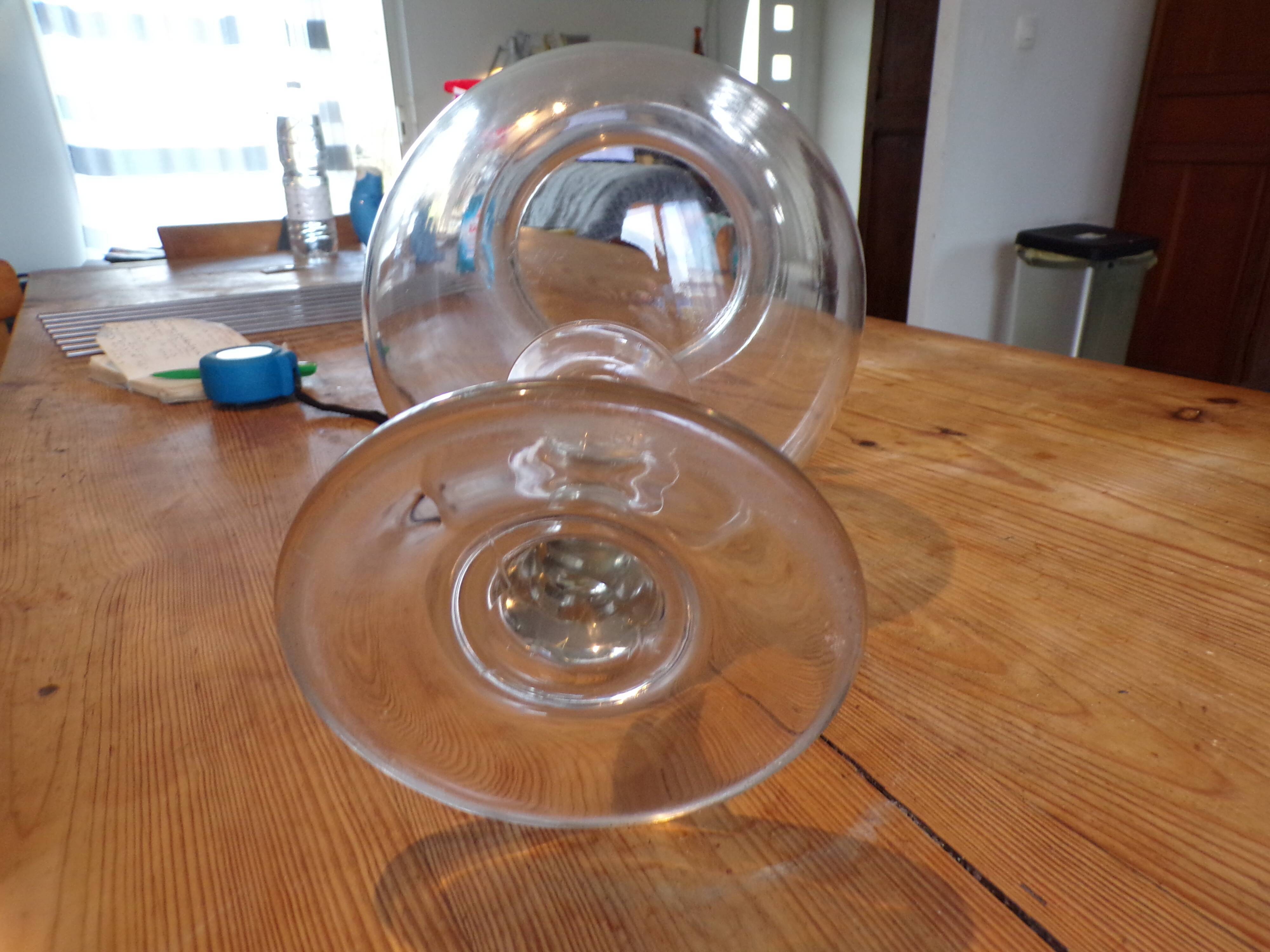 Leech jar glass 19th