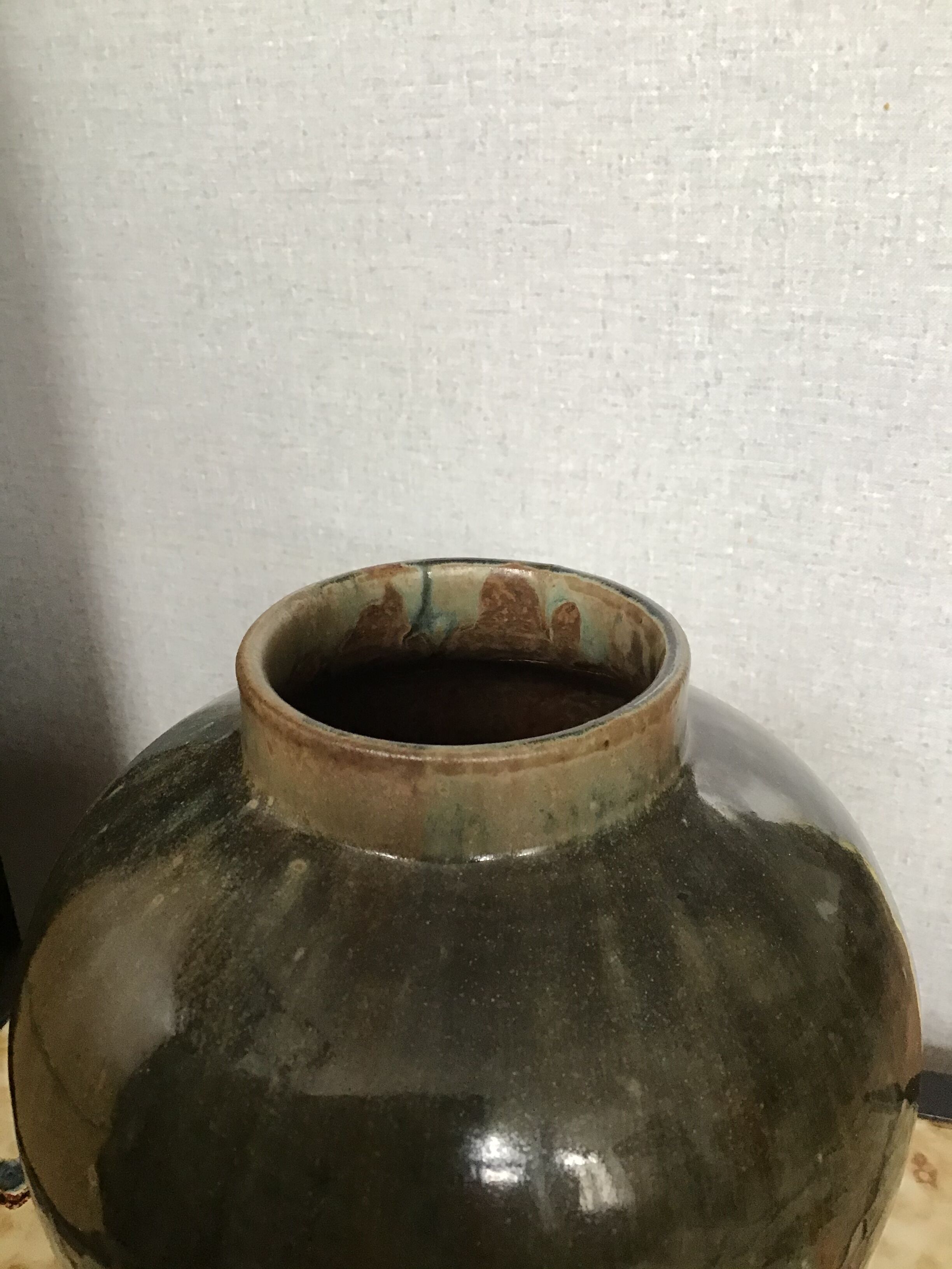 Flaming sandstone vase from Puisaye