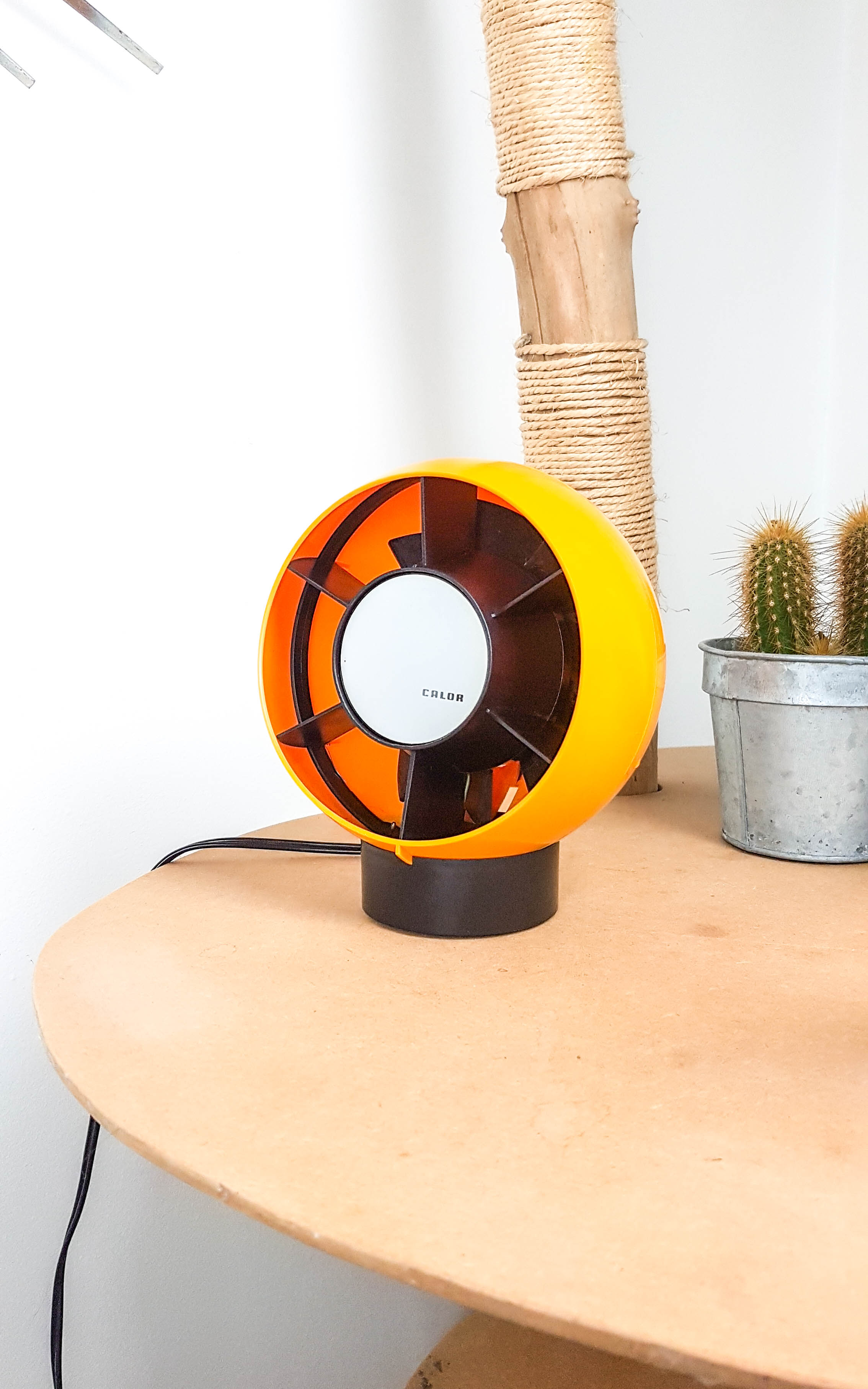 Fan ball calor orange 70s