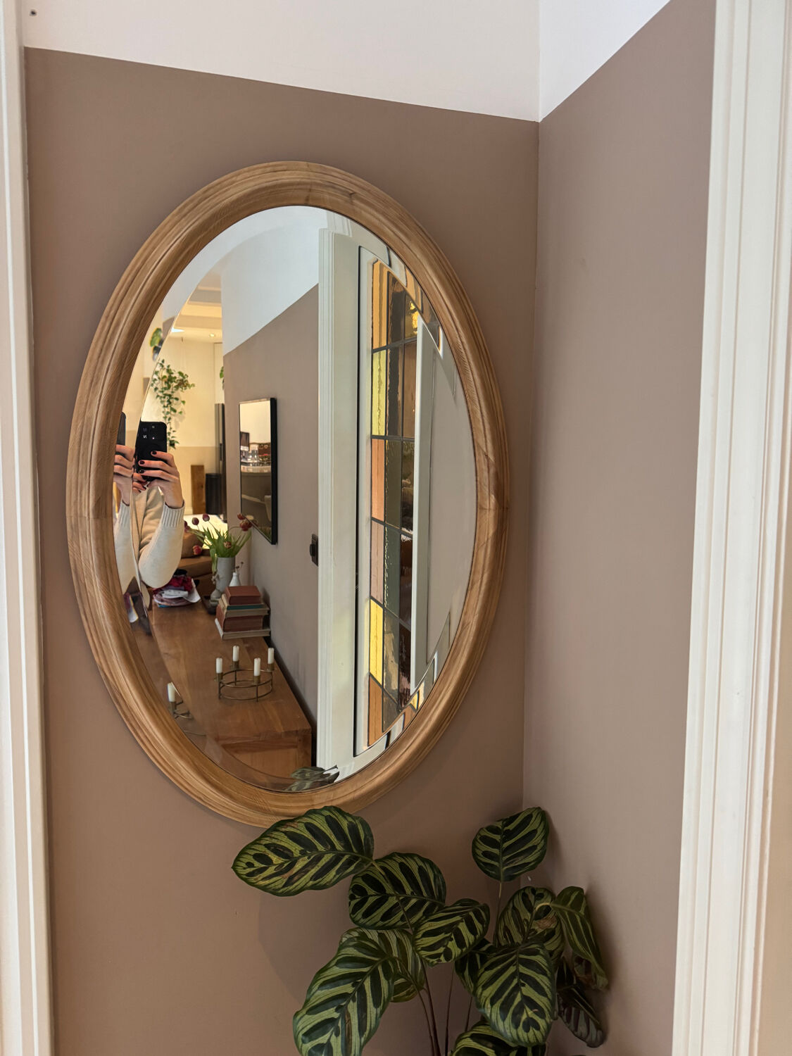 Miroir ovale en bois de pin