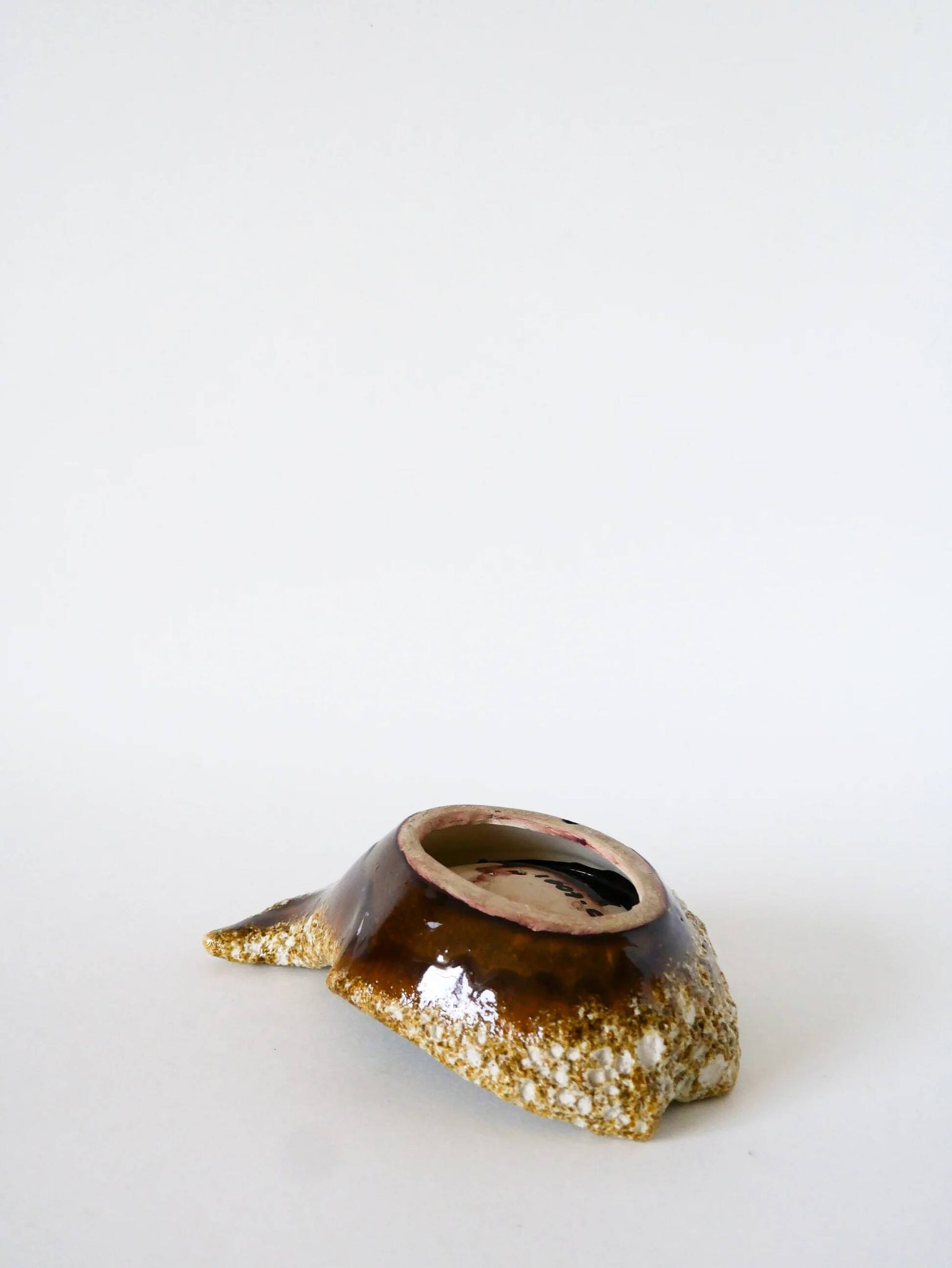 Vide-poche cendrier en Fat Lava, forme de poisson, 1970