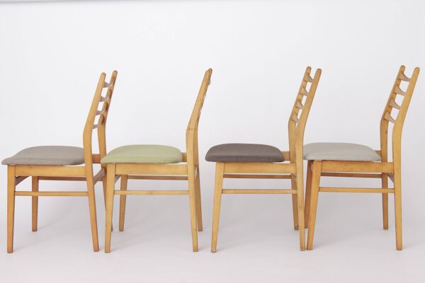 Ensemble de 4 chaises de salle à manger vintage années 1970 Allemagne, chaises en bois de hêtre, restaurées