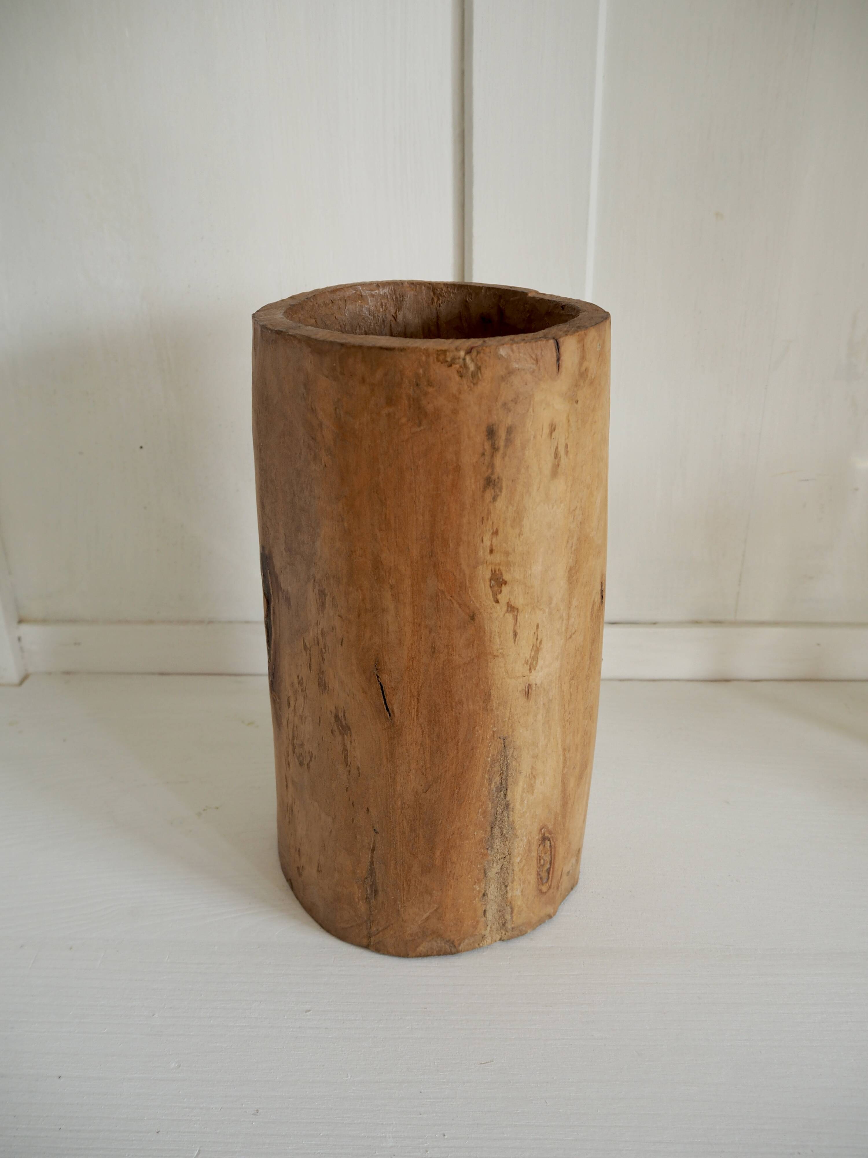 Vase XL en bois brutaliste