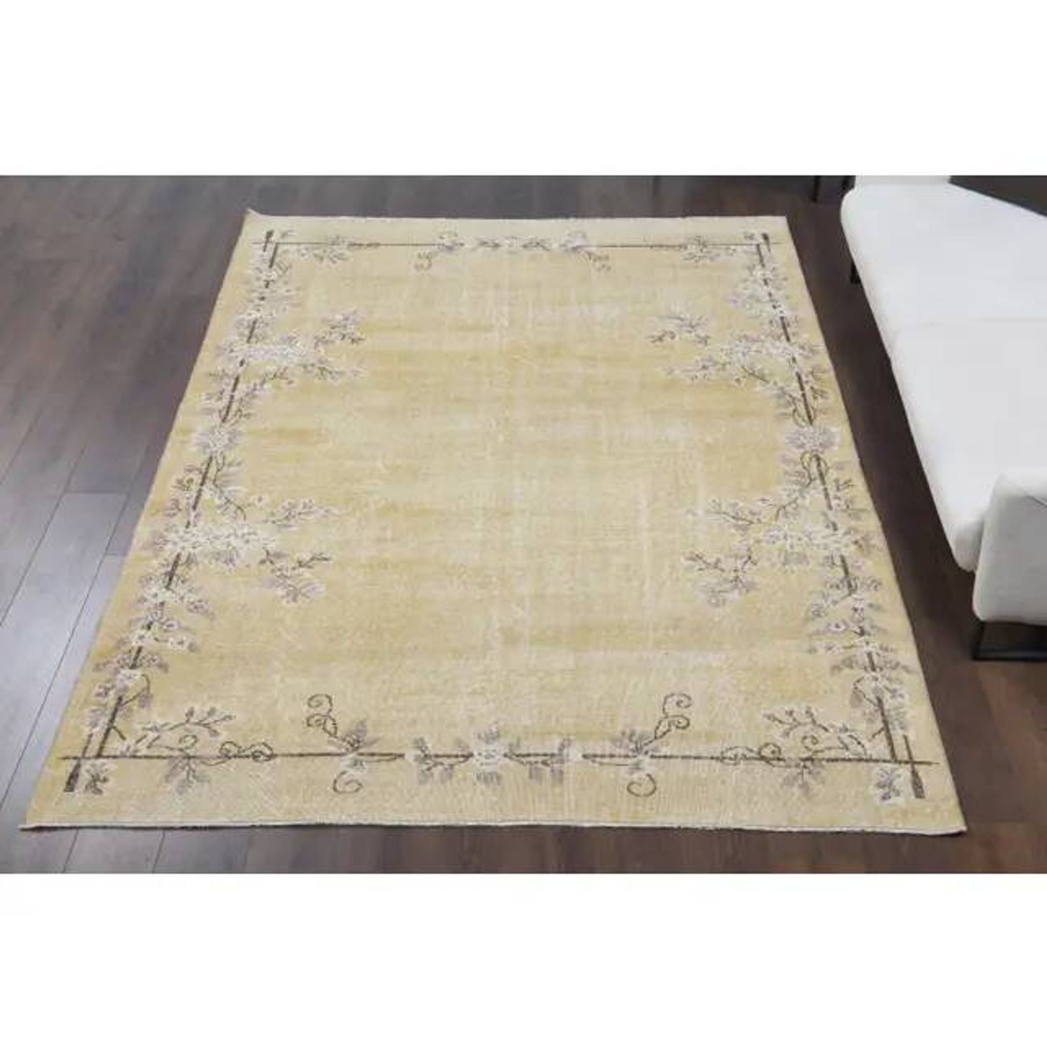 1970s Turkish yellow hand-knotted area rug 210x305
