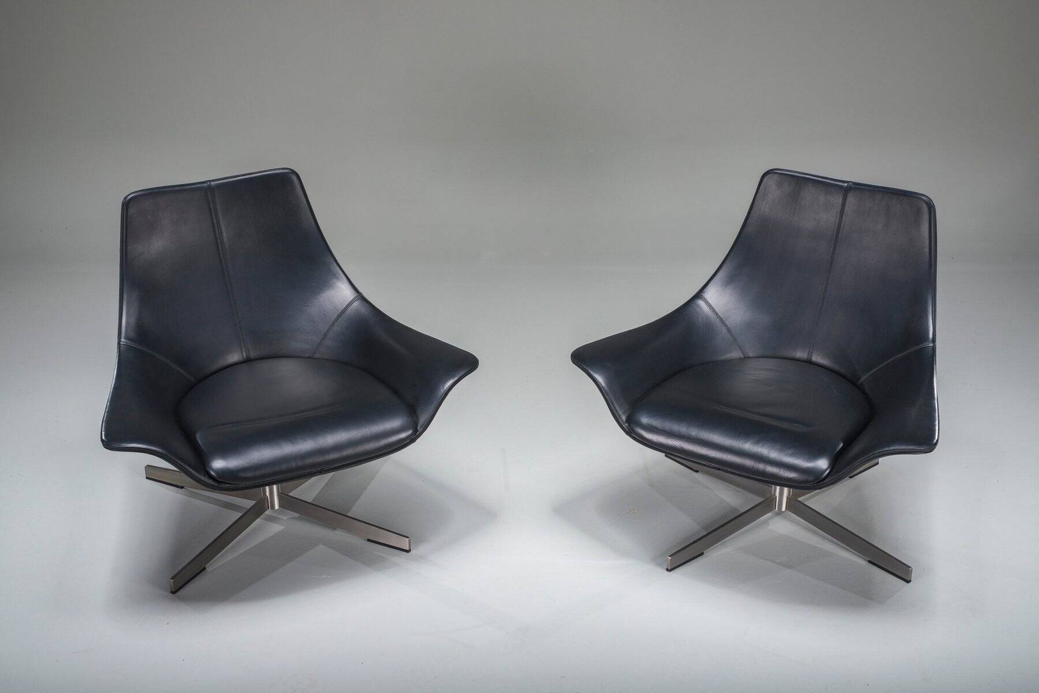 Set of leather armchairs by Rodolfo Dordoni for Matteo Grassi, 1990s