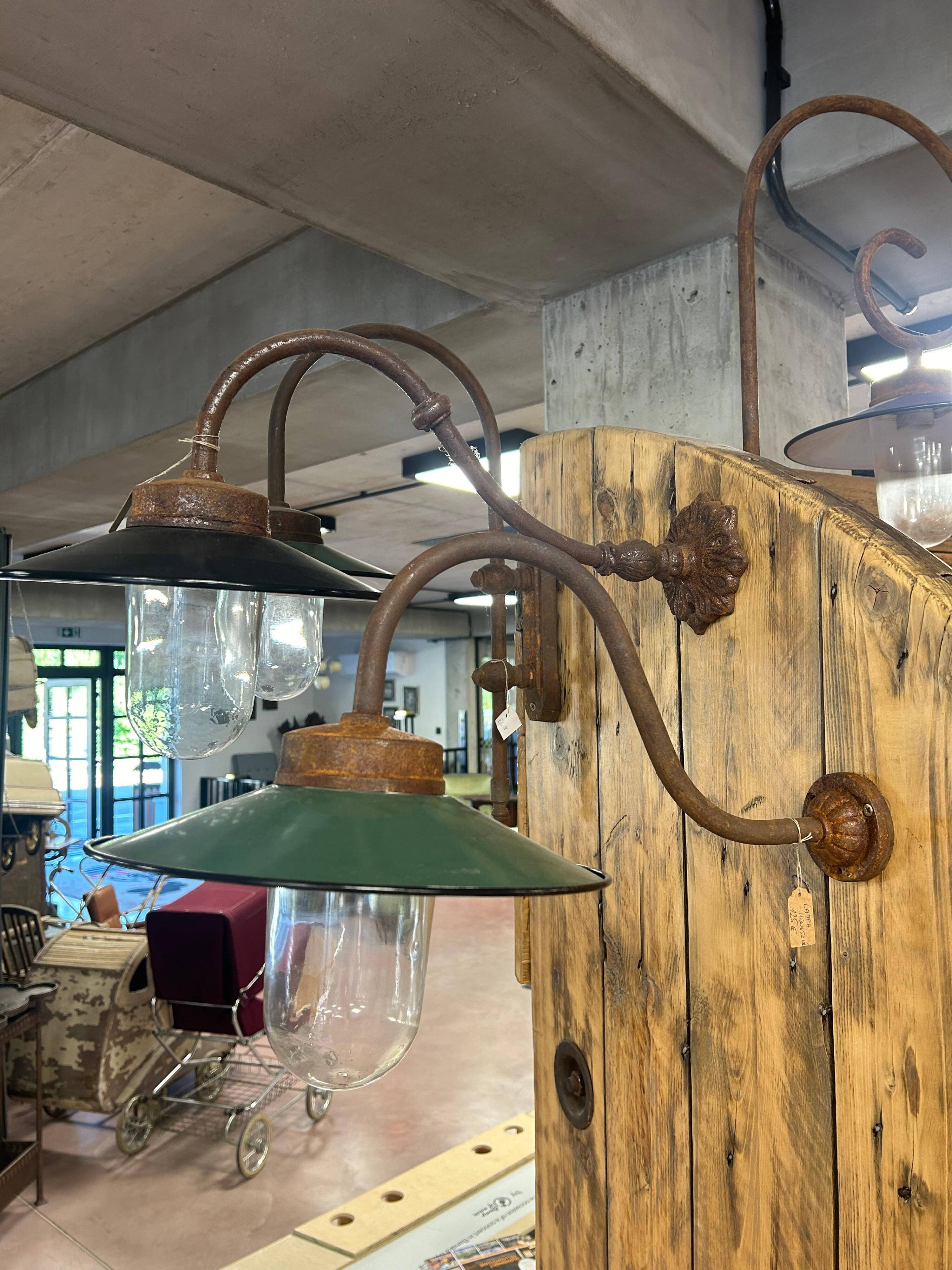 Industrial lamps