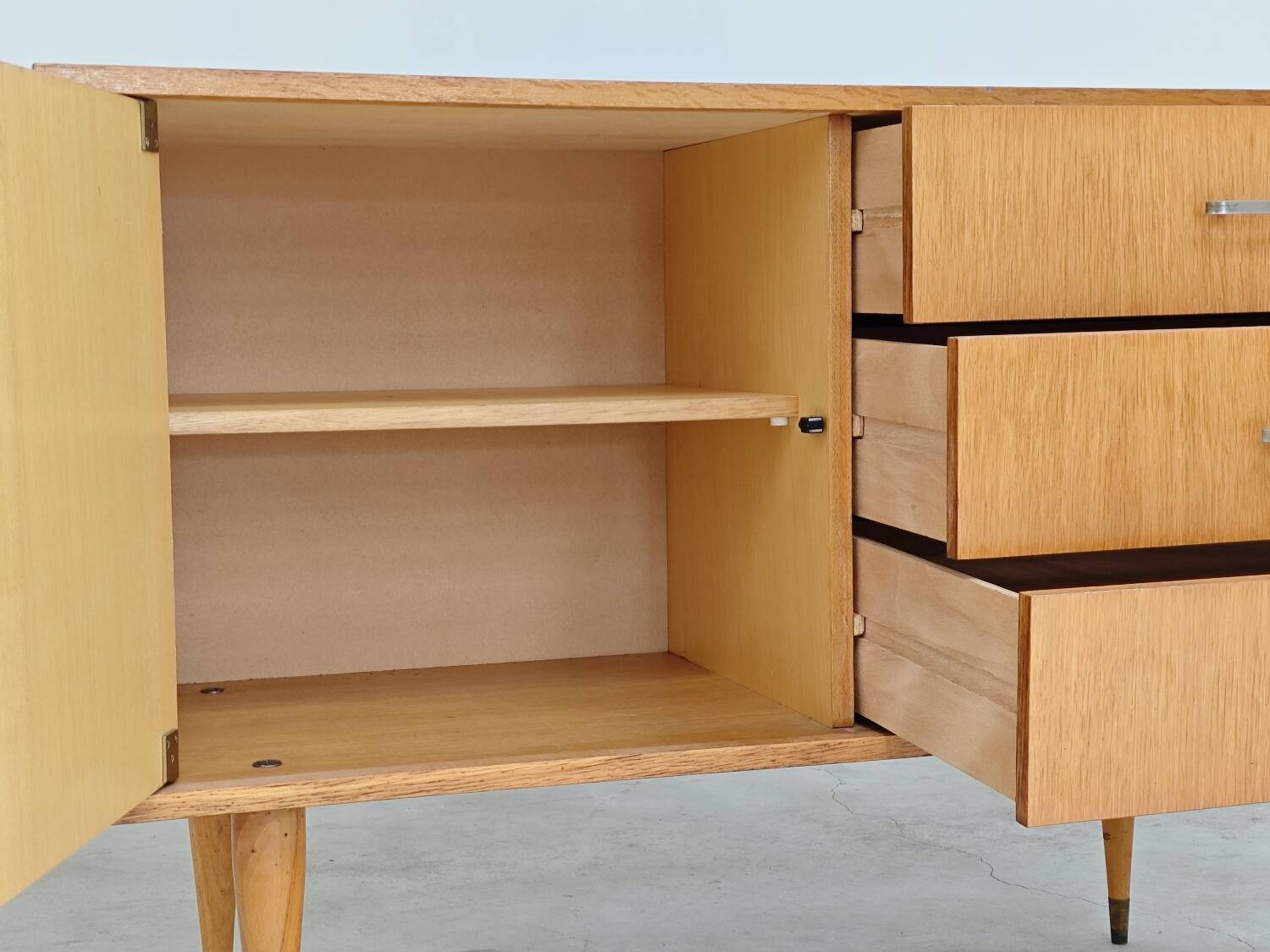 Petit Buffet / Commode style scandinave vintage en bois France 1970