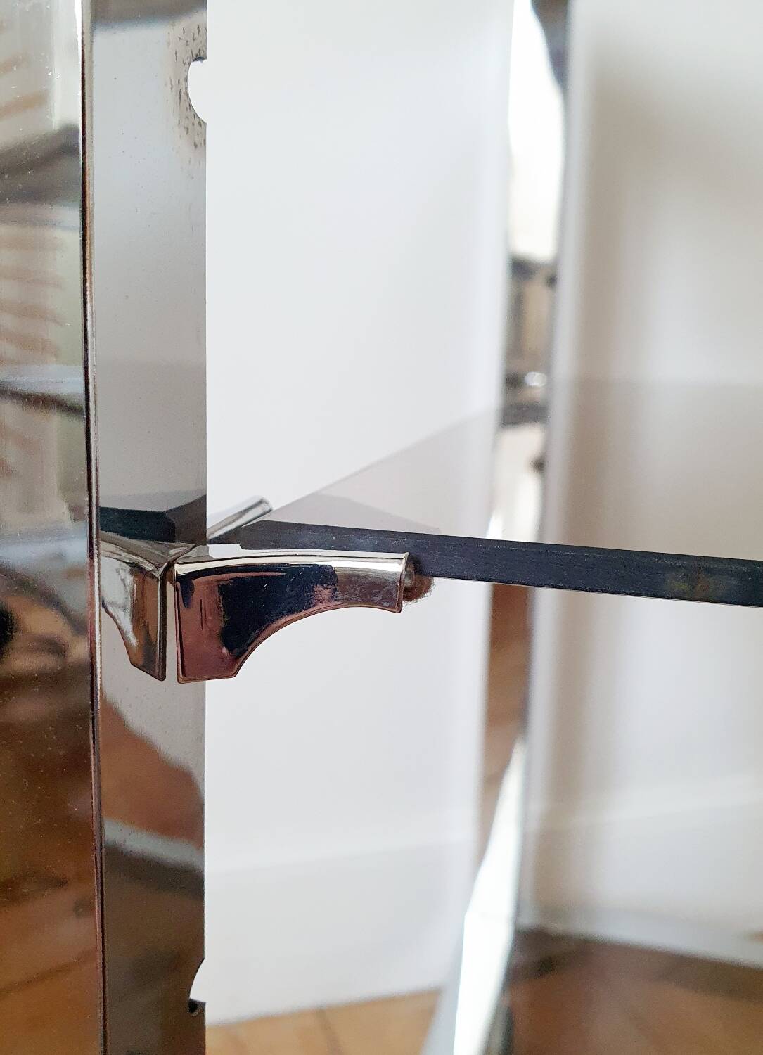 Serving cart in chromed metal and smoked glass, 1980s