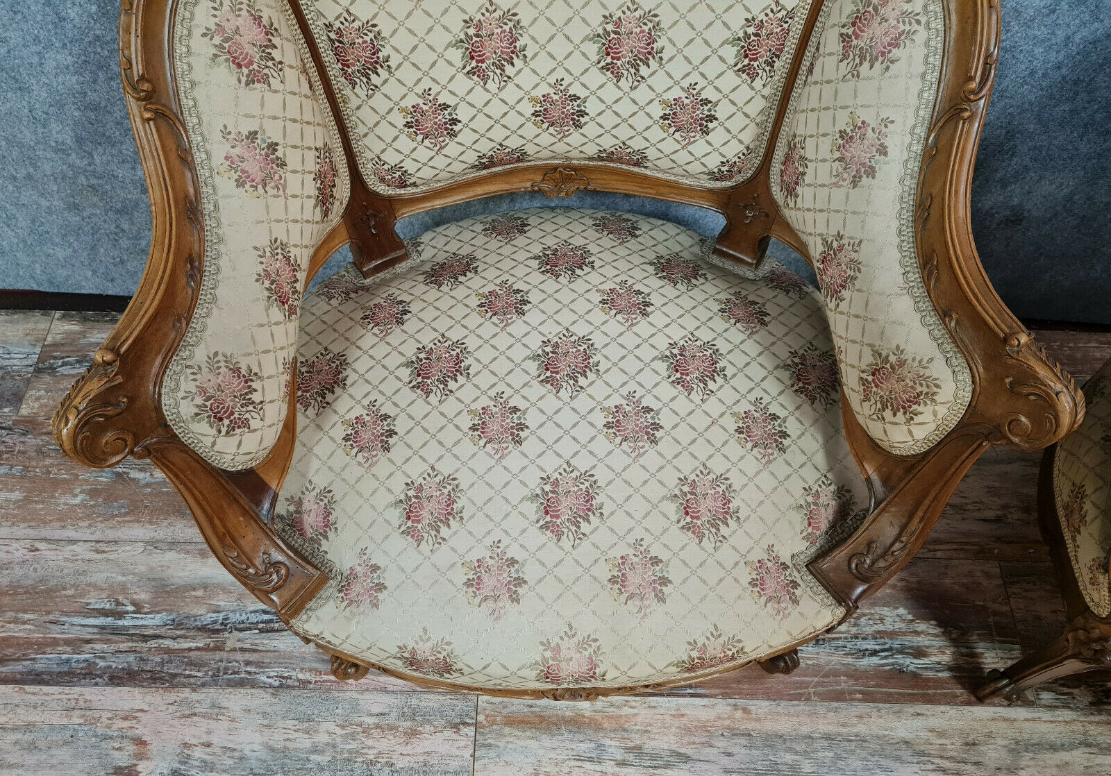 Pair of chairs cabriolets Louis XV rockery walnut rockery
