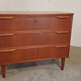 Scandinavian chest of drawers