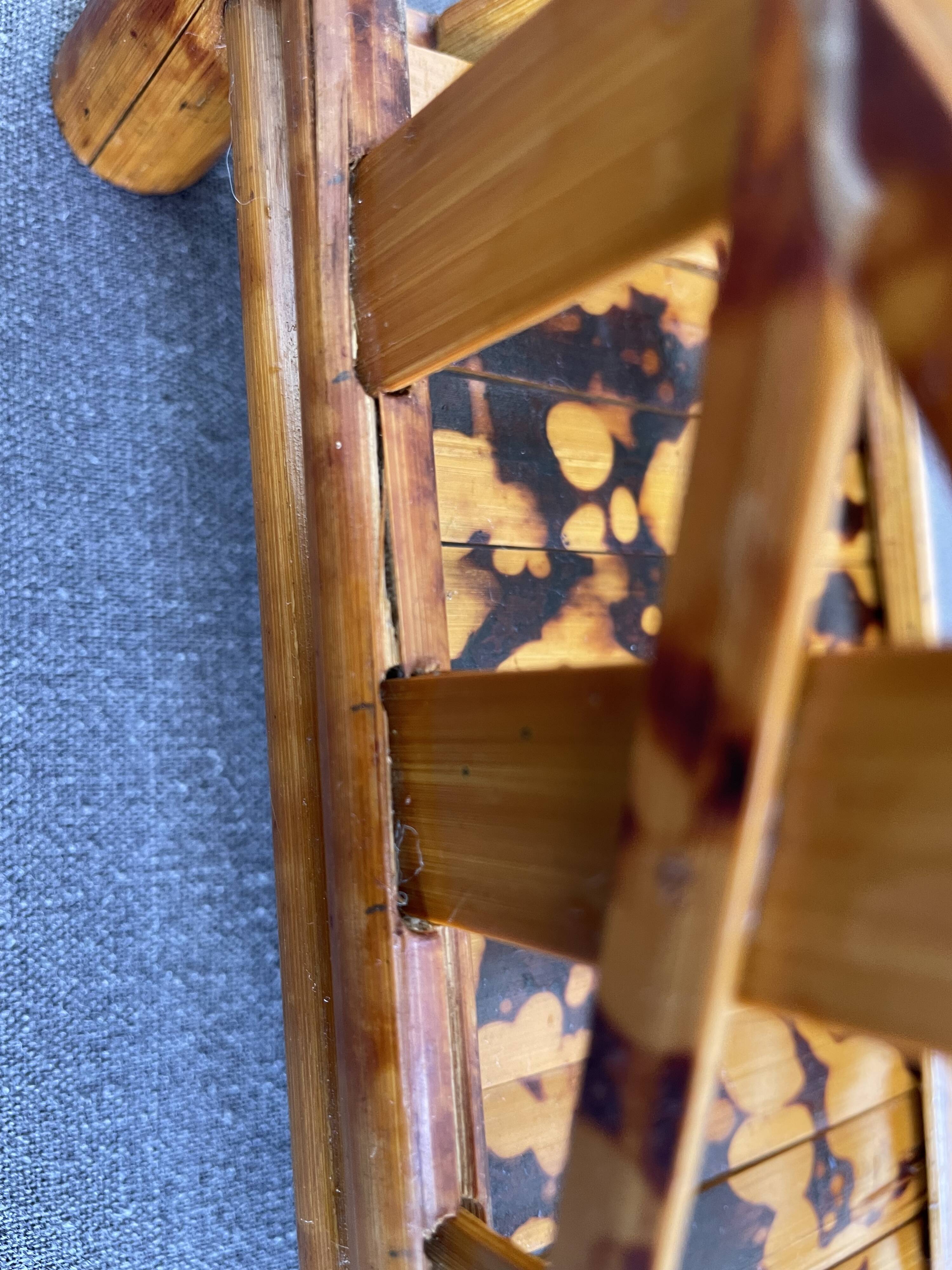 Vintage bamboo tiger wall shelf from the 70s.