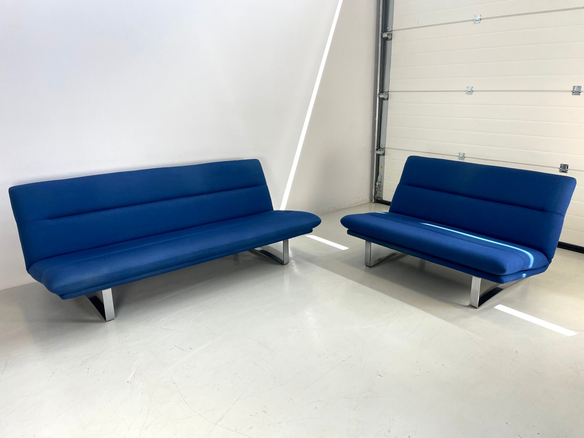 Pair of sofa's by Kho liang Le, Artifort