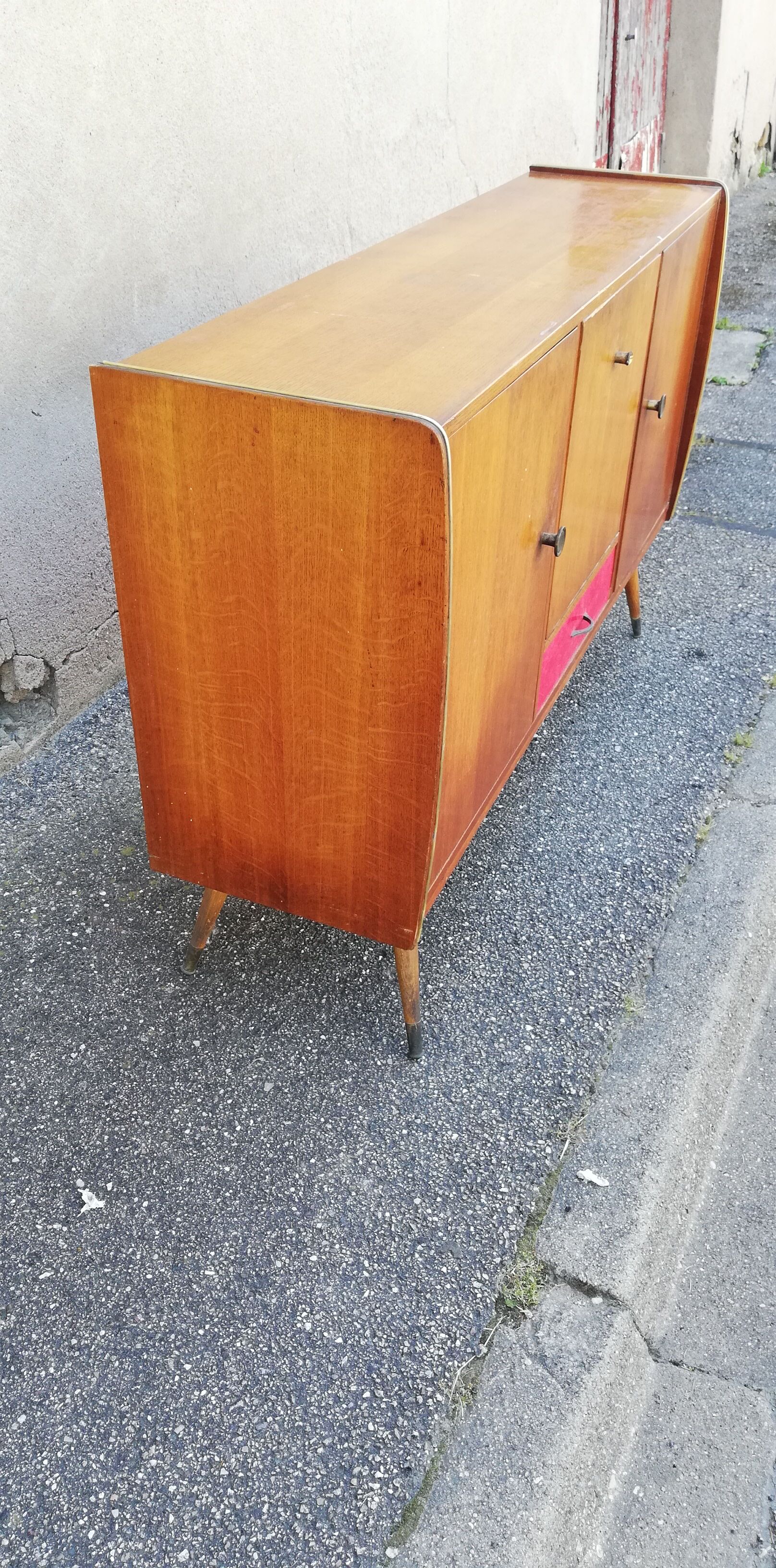 Vintage 2-door sideboard