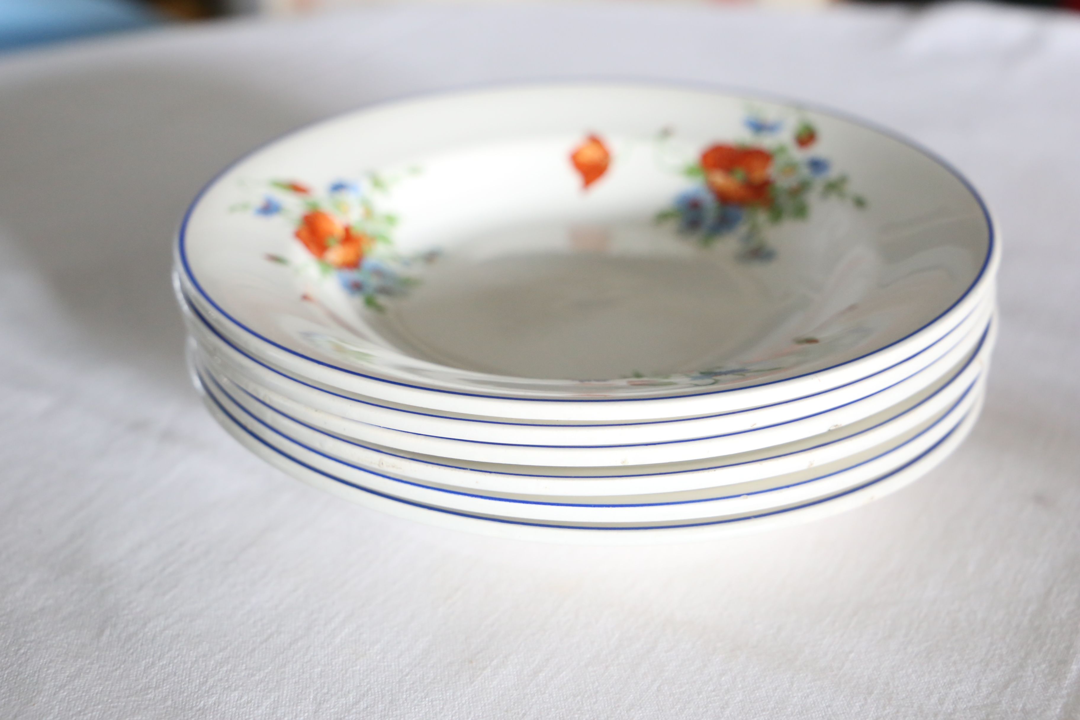 Set of 6 hollow plates of Salins, Poppy pattern, opaceline, vintage