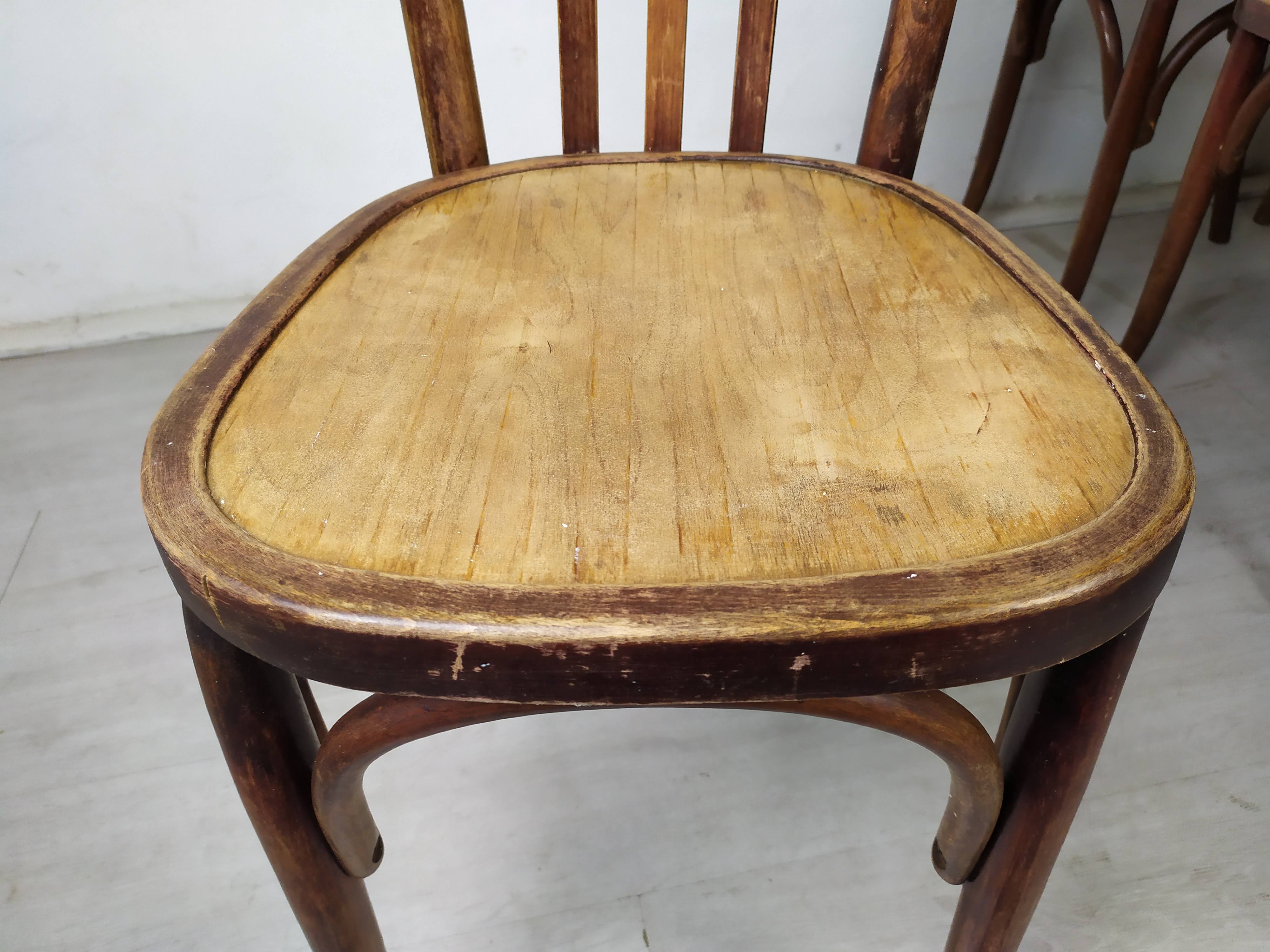 Lot de 12 chaises bistrot