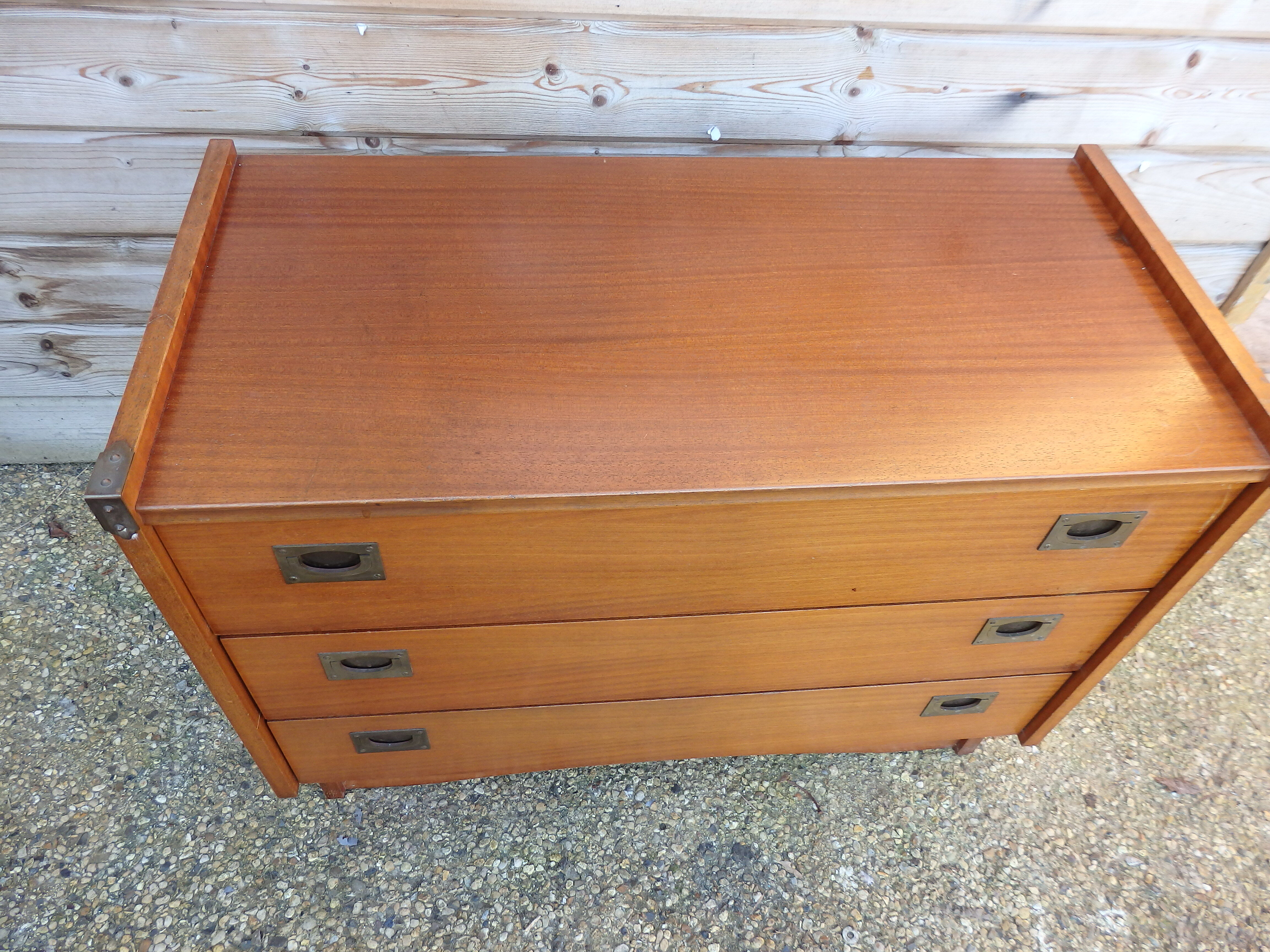 Commode vintage en teck scandinave