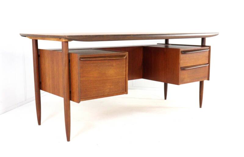 Hulmefa Pro-Pos executive desk - dutch mid century modern design in teak