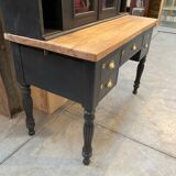 Desk with showcase