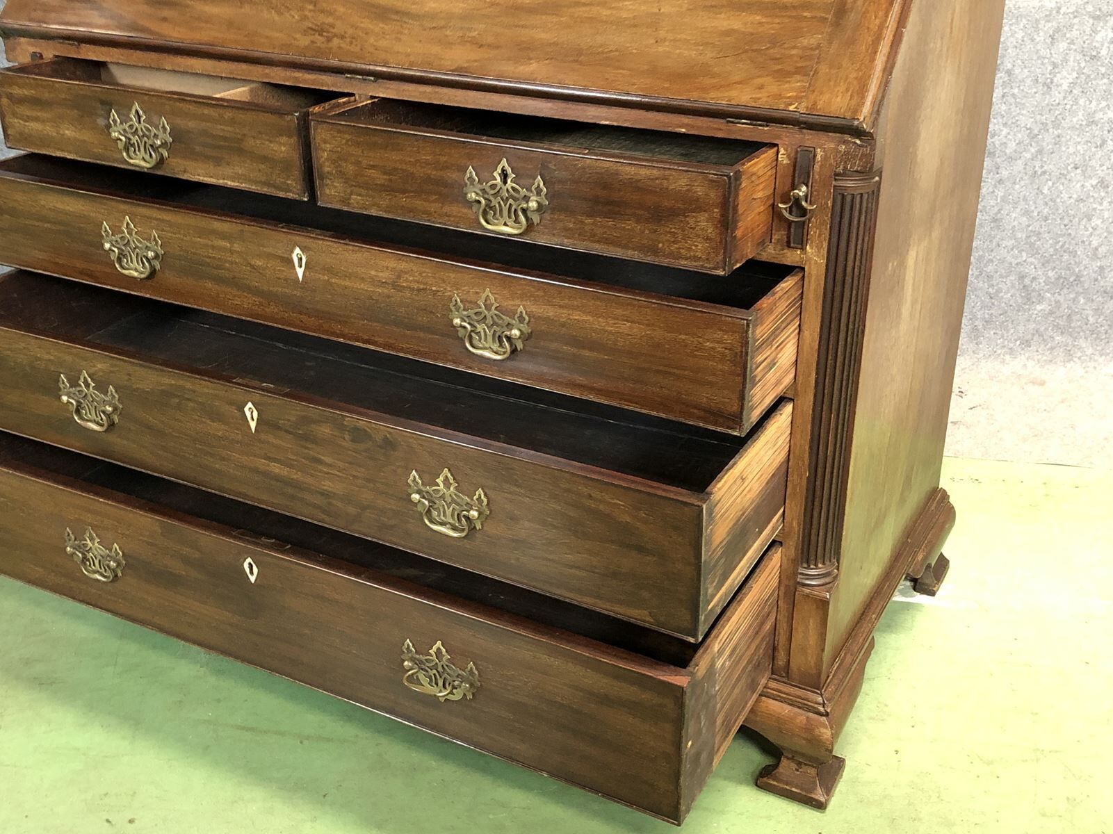 Scriban nineteenth mahogany