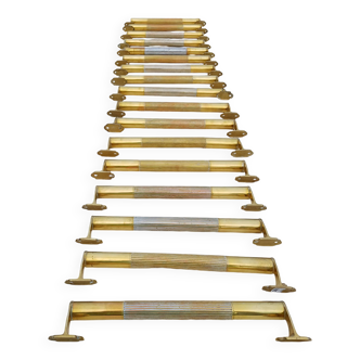 Lot de 17 Barres de Portes en Laiton Art déco