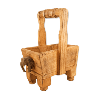 Cache pot indien d'éléphant en bois années 40