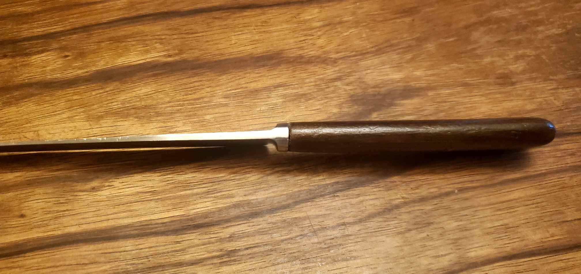 Set of 6 wooden handle knives