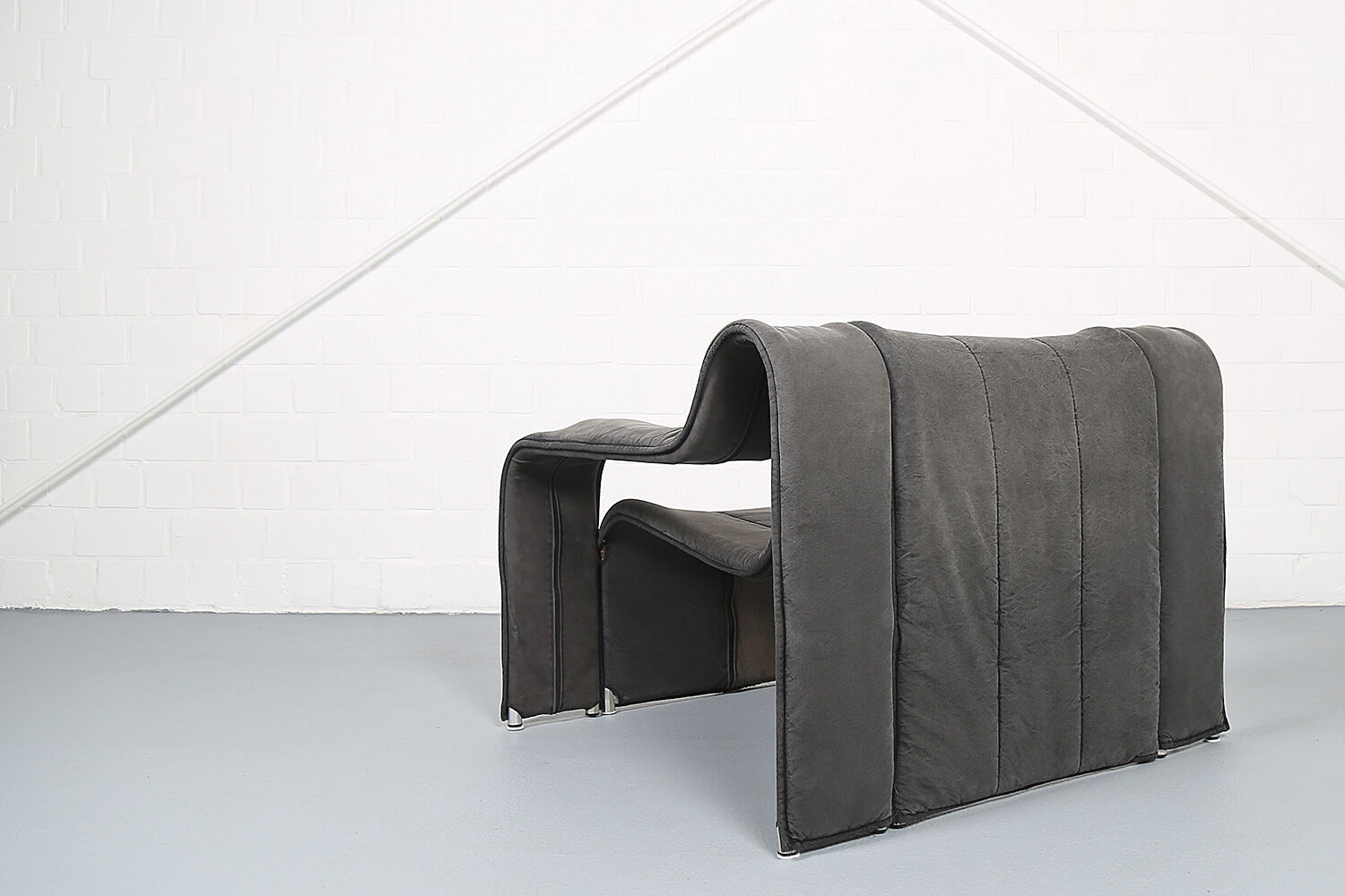 Danish design KEBE steeltube graphic upholstered lounge chair