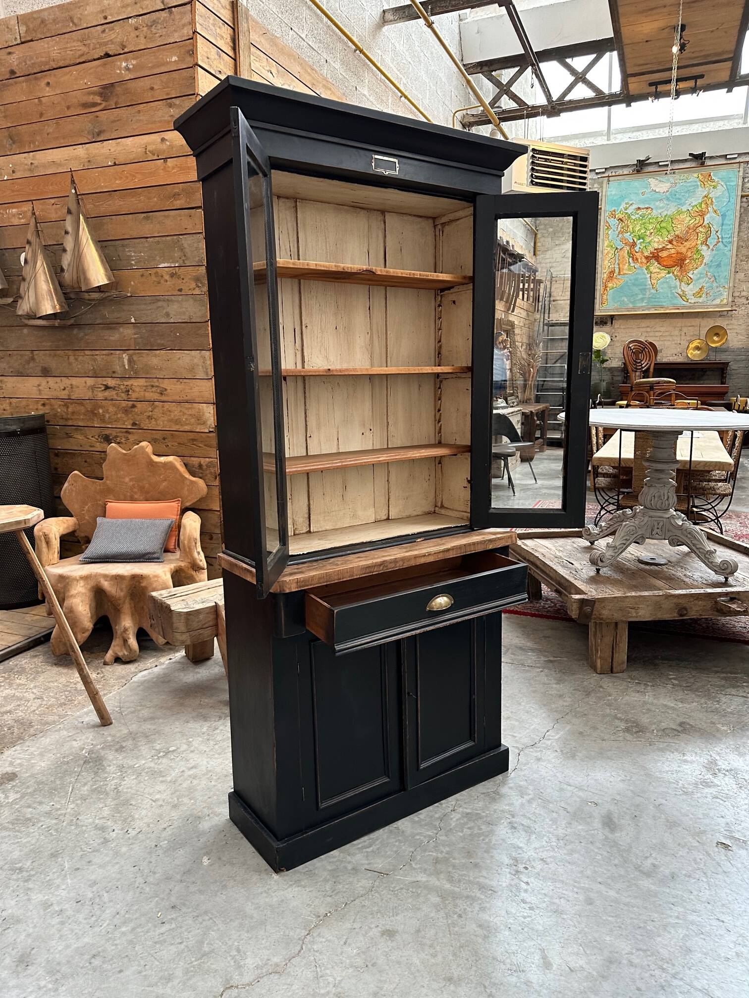 Small showcase early 20th century