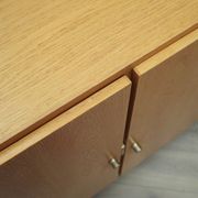 Armoire en frêne, design danois, années 1970, production : Danemark