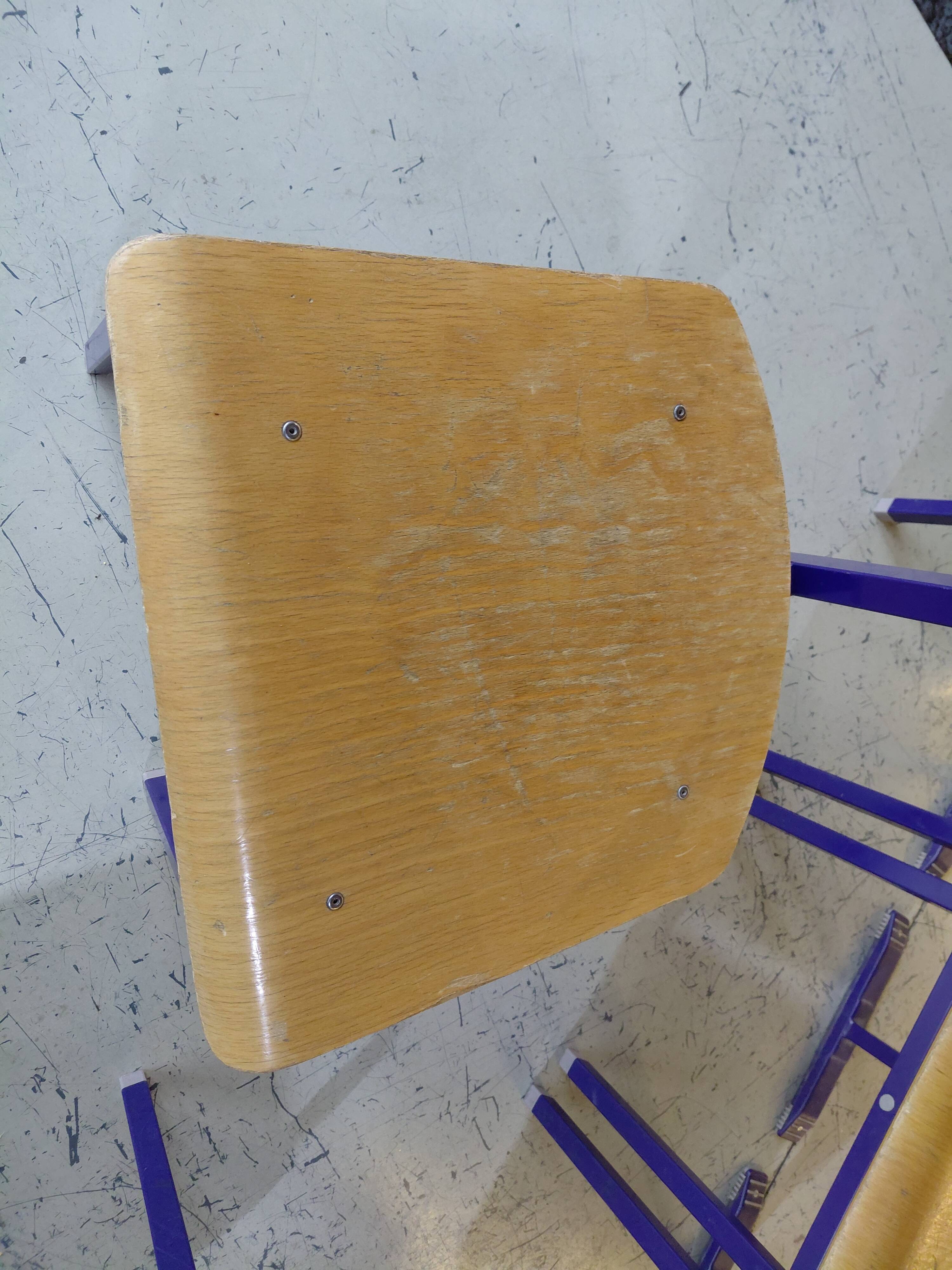 Lot 6 chaises vintage style Marko N1 – piètement trépied