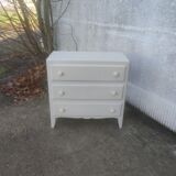 Shallow antique chest of drawers