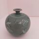 Vase céladon en porcelaine ancien traditionnel coréen