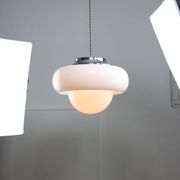 Grand lampadaire de l'ère spatiale de Guzzini, années 1960.