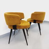 Paire de fauteuils italiens vintage en velours et métal noir des années 60