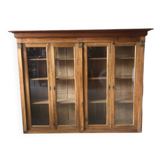 Old glass library