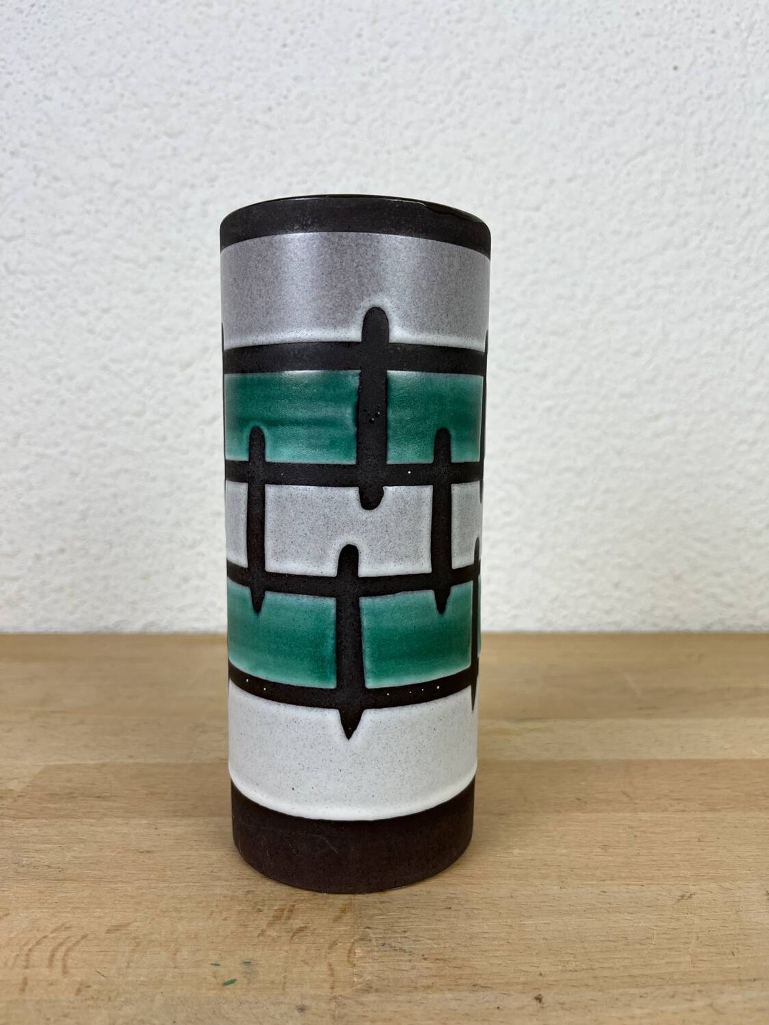 Vintage 1960s roll vase