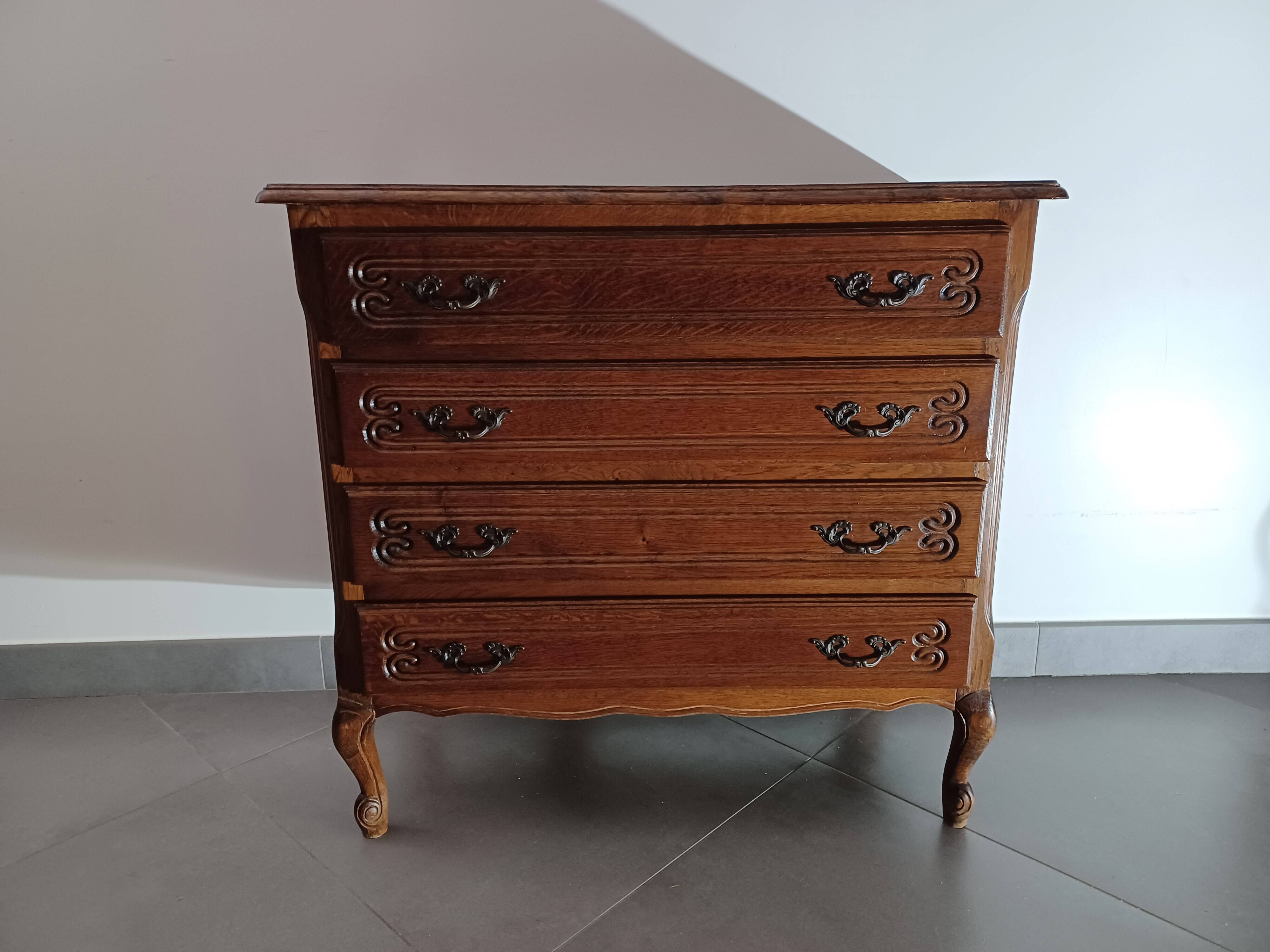 Louis XV style four-drawer chest of drawers