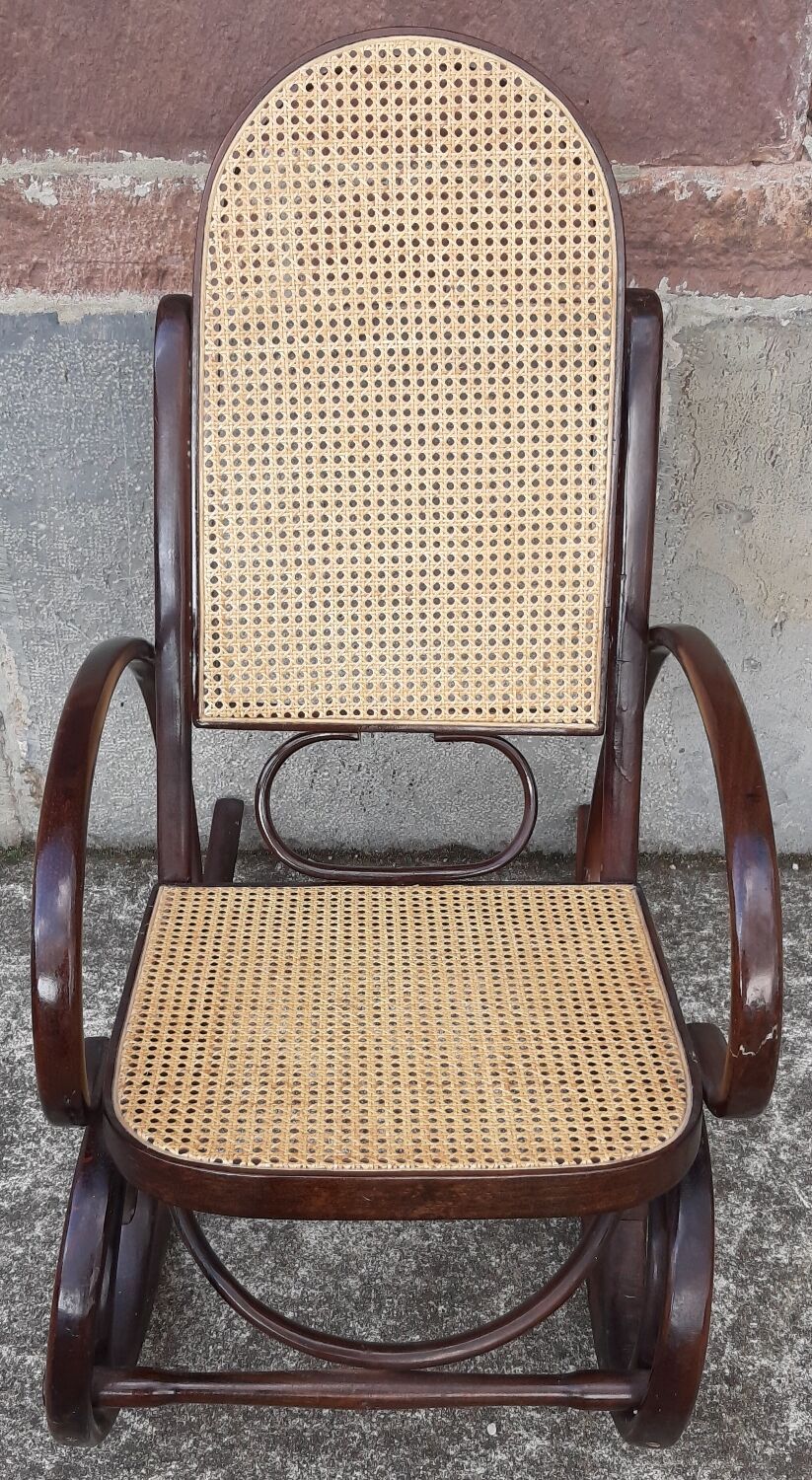 Rocking chair
