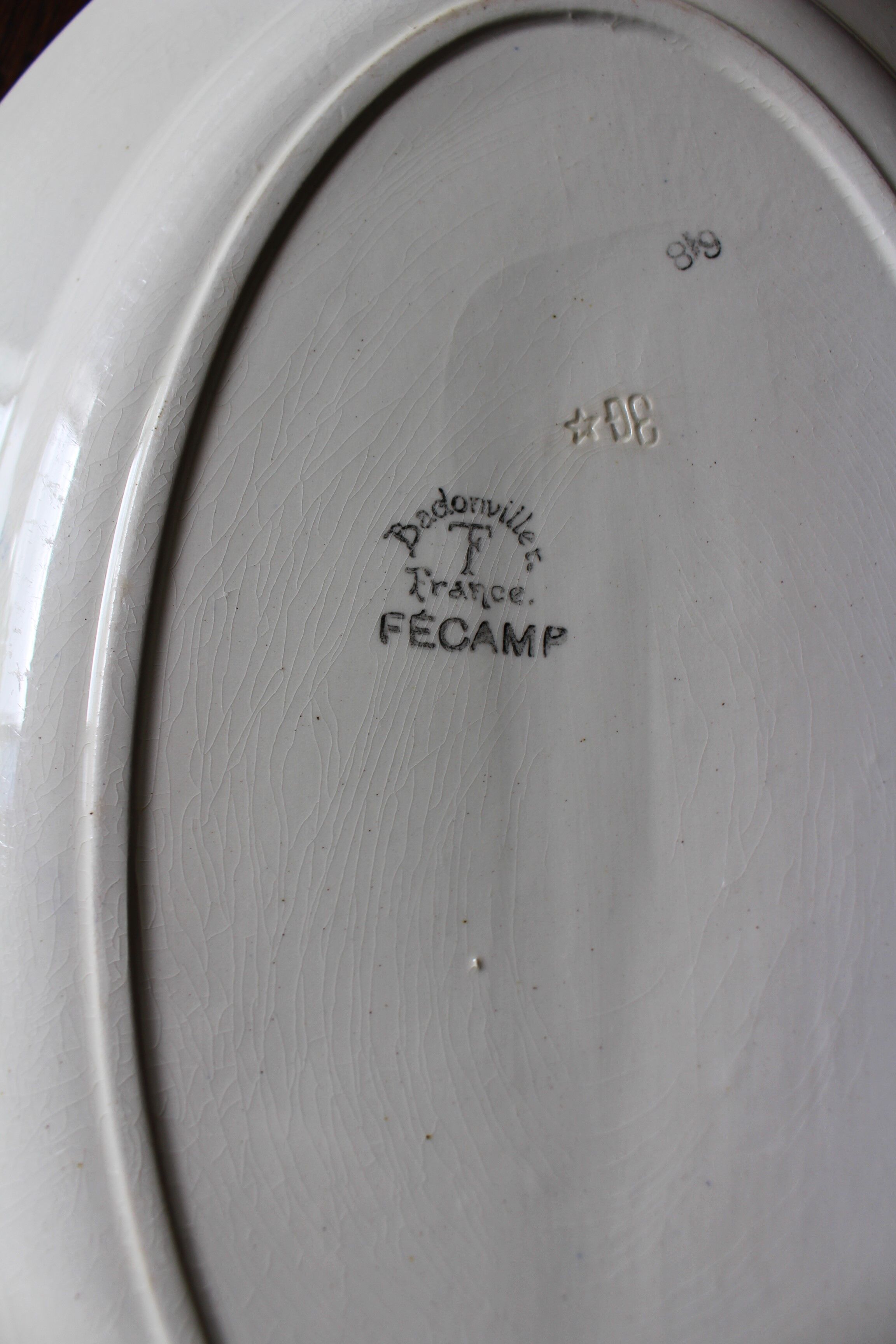 Oval dish Fécamp Badonviller 1900 blue red