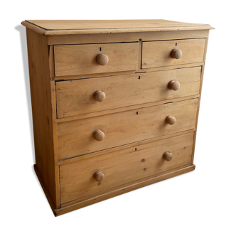 English pine dresser