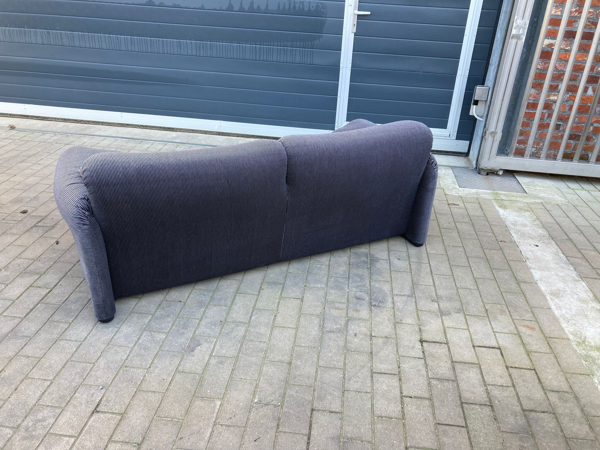 2x Cassina Maralunga 2places (190cm) by Vico Magistretti