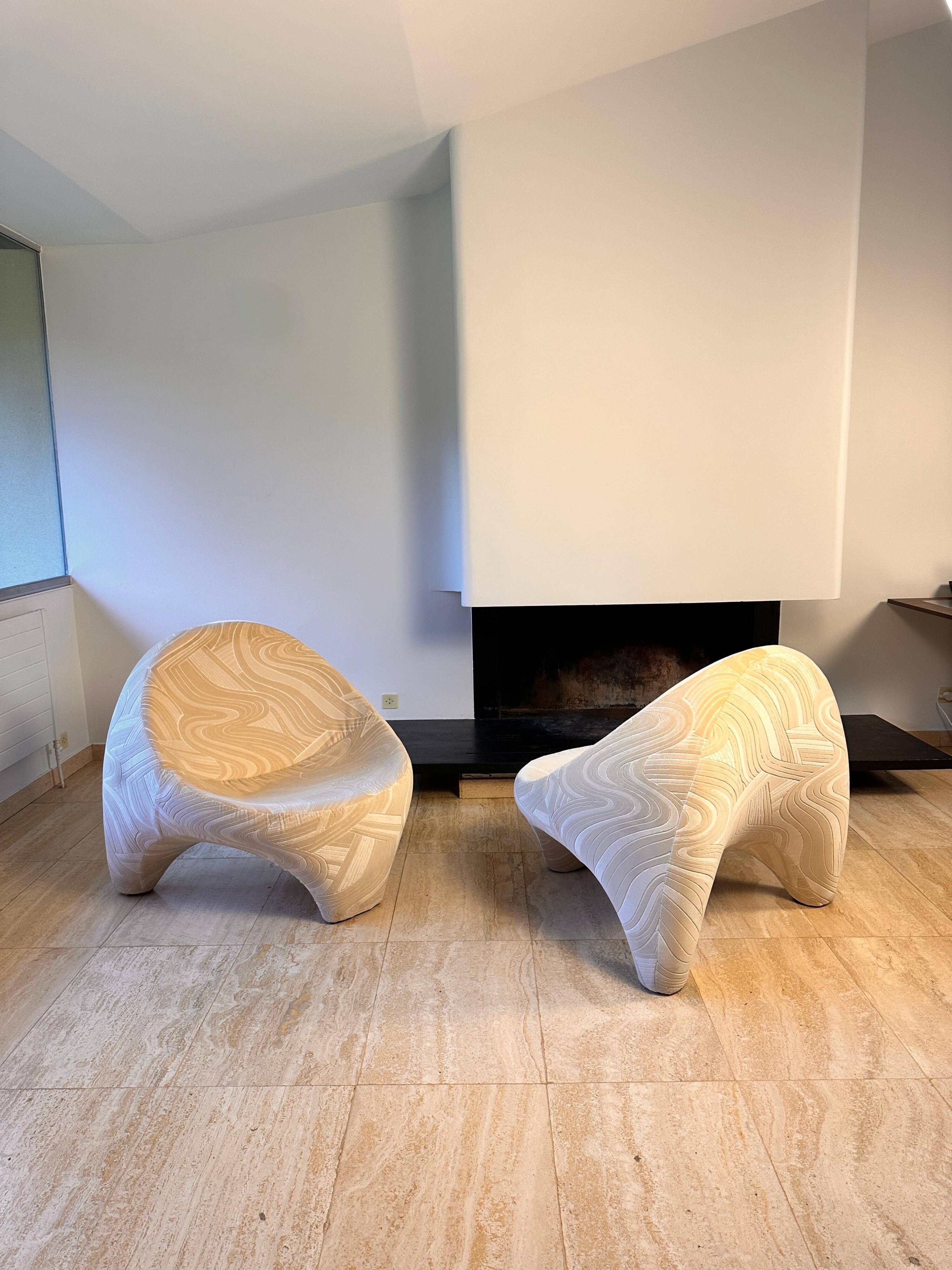 Pair of Sculptural Lounge Chairs by Luigi Colani, 1960s – Hermès Metaphores Silk