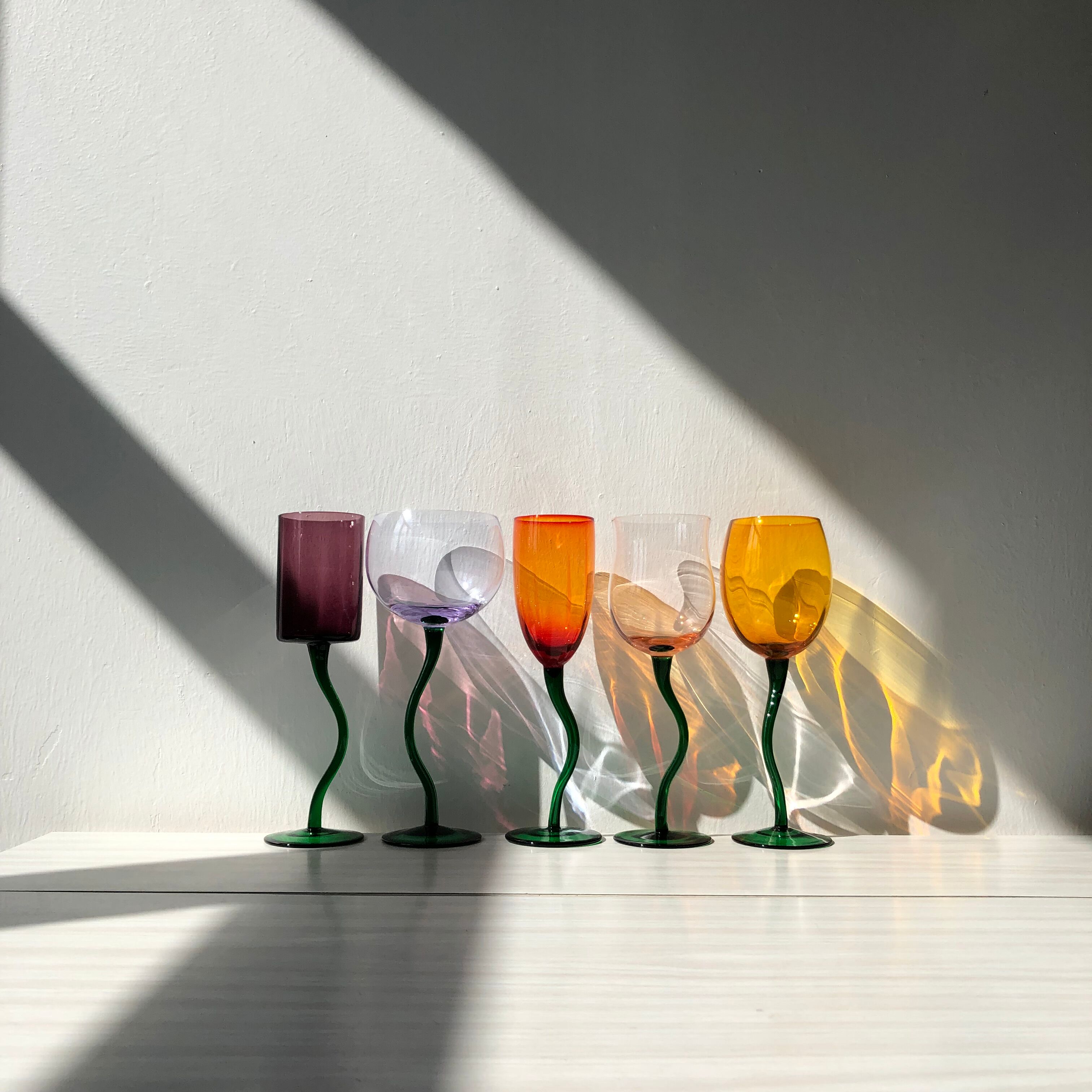 Set of 5 colored blown glass tulip glasses