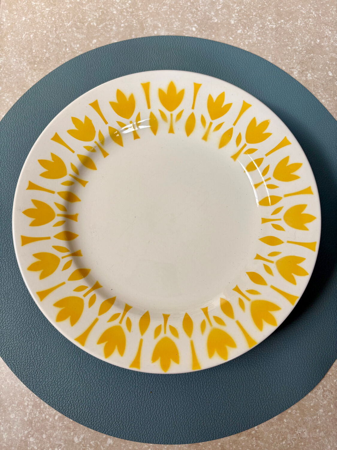 Set of 6 flat plates Lys - Digoin Sarreguemines