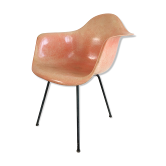 Armchair by Charles & Ray Eames, Zenith Herman Miller edition