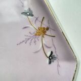 Plat en porcelaine